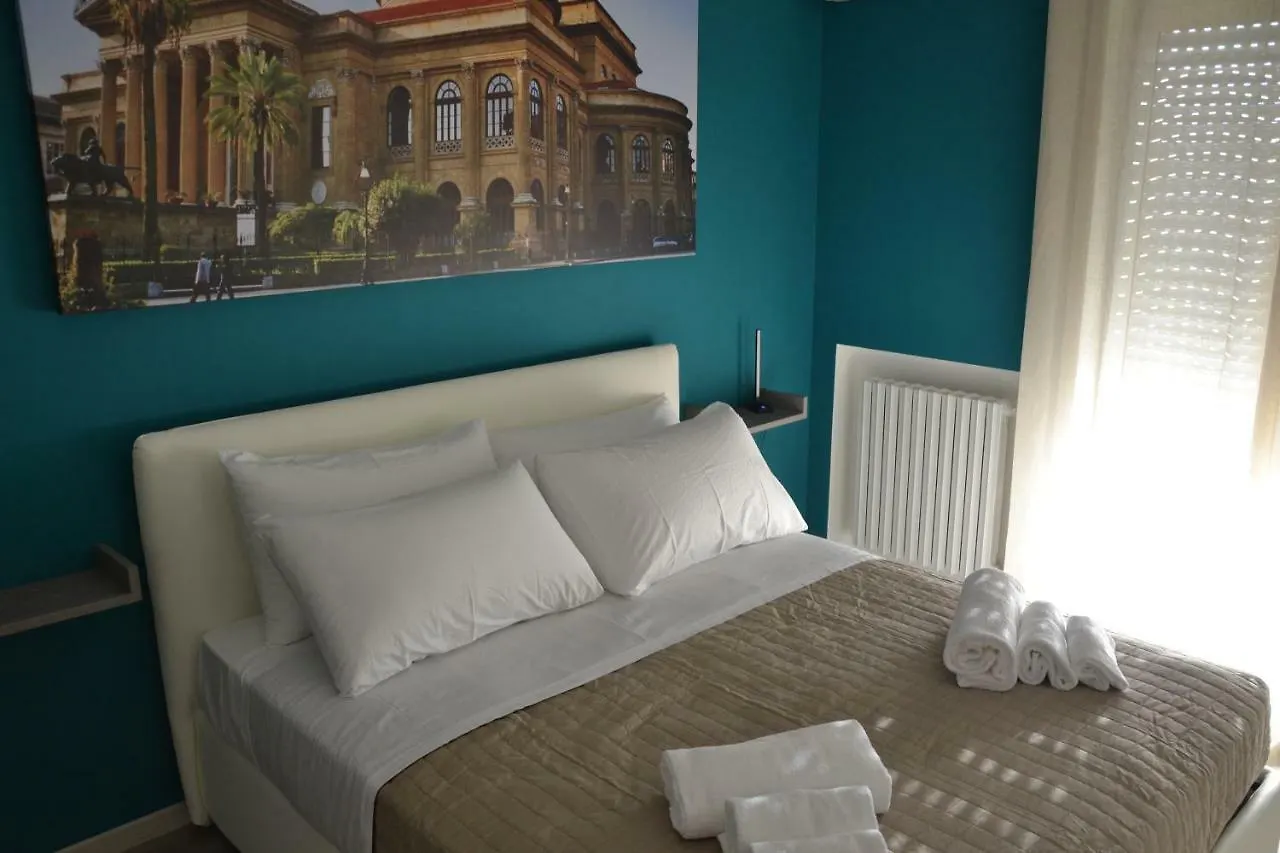 Il Moro Villa Palermo 0*,  Italy